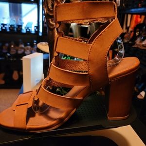 Qupid Sandals  size 7